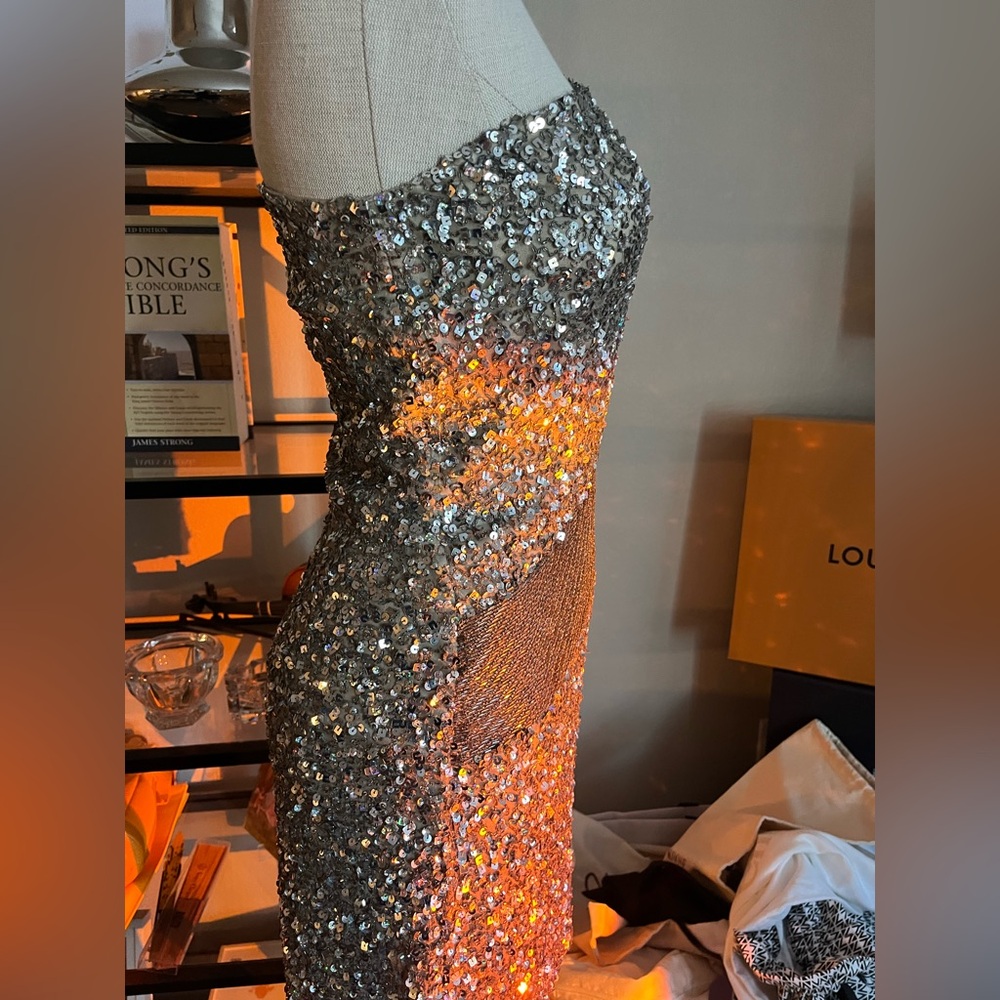VINTAGE (GORGEOUS) SCALA DRESS size 4 💎💎💎💎💎💎💎💎💎💎💎💎💎💎💎💎💎💎💎💎💎💎 - Picture 2 of 11